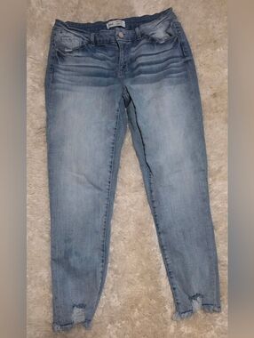 BKE BUCKLE VICTORIA Light Blue Ankle Skinny Distressed Stretch Jean Sz. 29